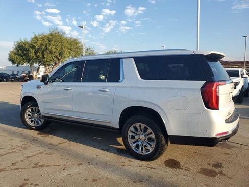 New 2026 GMC Yukon XL Denali w/ Sun & Power Step Package image 5