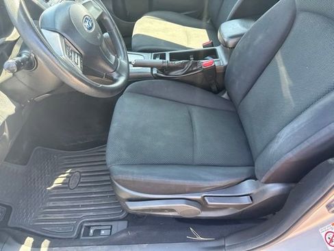 Used 2014 Subaru Impreza 2.0i AWD/4WD image 15
