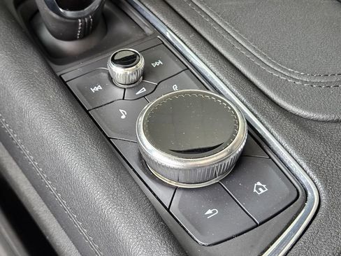 Used 2022 Cadillac XT5 Premium Luxury AWD/4WD image 31