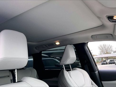 New 2026 INFINITI QX60 Luxe image 21