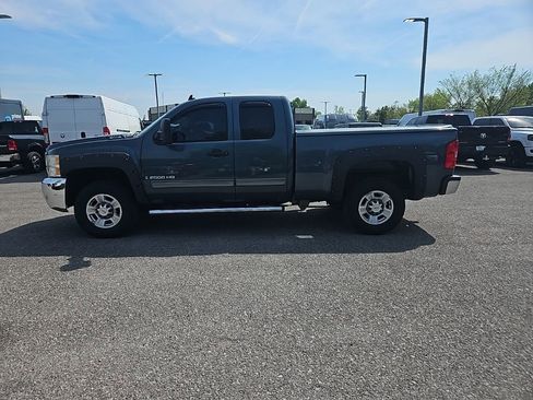 Used 2009 Chevrolet Silverado 2500 LT w/ Snow Plow Prep Package image 4