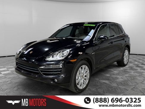Used 2012 Porsche Cayenne S image 10