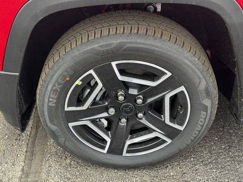 New 2026 Jeep Cherokee Laredo AWD/4WD image 10