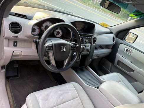 Used 2015 Honda Pilot LX image 10