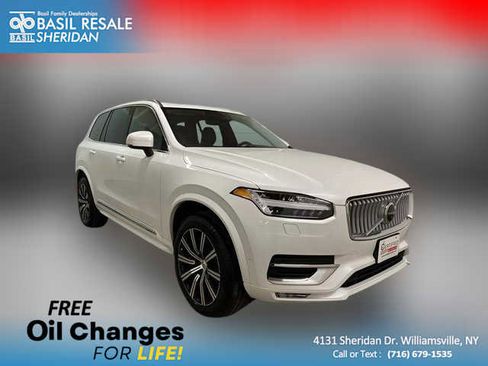 Used 2025 Volvo XC90 B6 Plus image 1