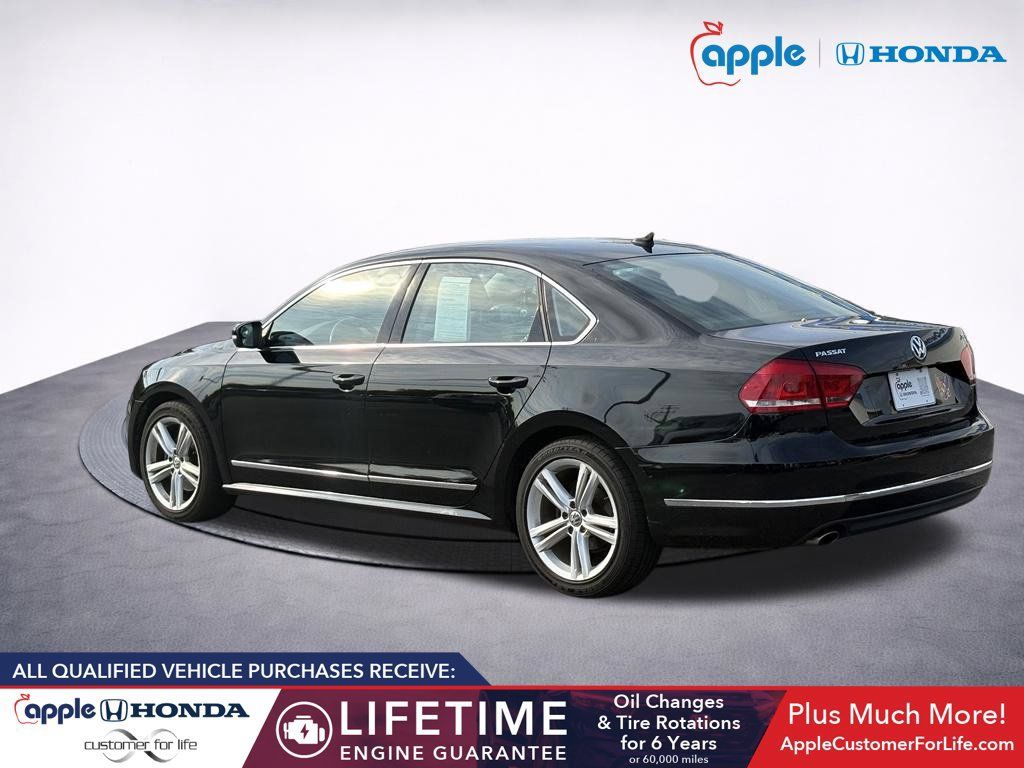 Used 2015 Volkswagen Passat 1.8T SE FWD image 4