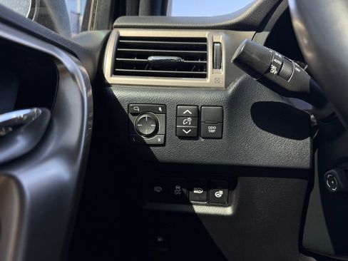 Used 2021 Lexus GX 460 Premium w/ Premium Package image 13