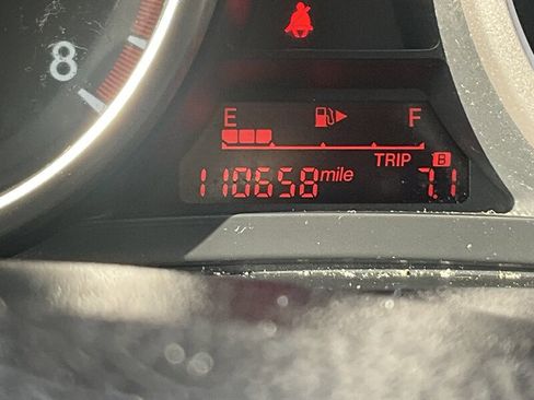 Used 2015 MAZDA MAZDA5 Sport image 17