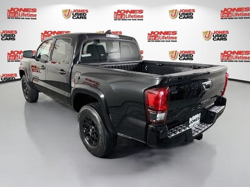 Certified 2022 Toyota Tacoma SR5 w/ Technology Package AWD/4WD image 2