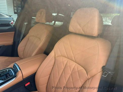 Used 2026 BMW X5 xDrive50e w/ M Sport Package AWD/4WD image 9