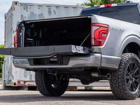 Used 2025 Ford F150 Platinum w/ Equipment Group 702A High AWD/4WD image 28