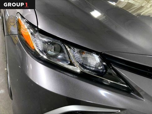 Used 2023 Toyota Camry LE image 28