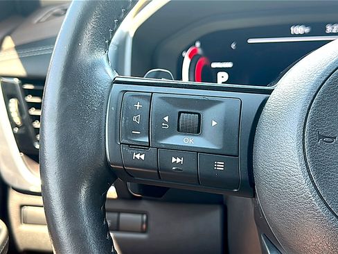 Used 2023 Nissan Rogue Platinum w/ Platinum Premium Package FWD image 31