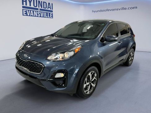 Used 2020 Kia Sportage LX w/ LX Popular Package AWD/4WD image 2