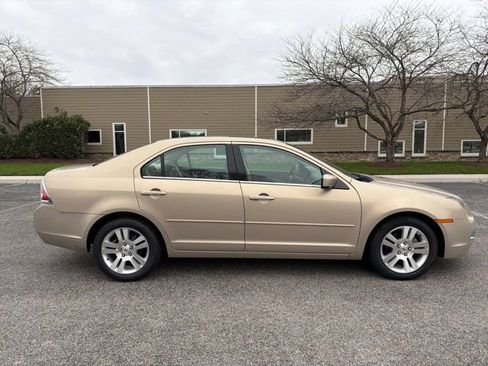 Used 2006 Ford Fusion SEL image 2