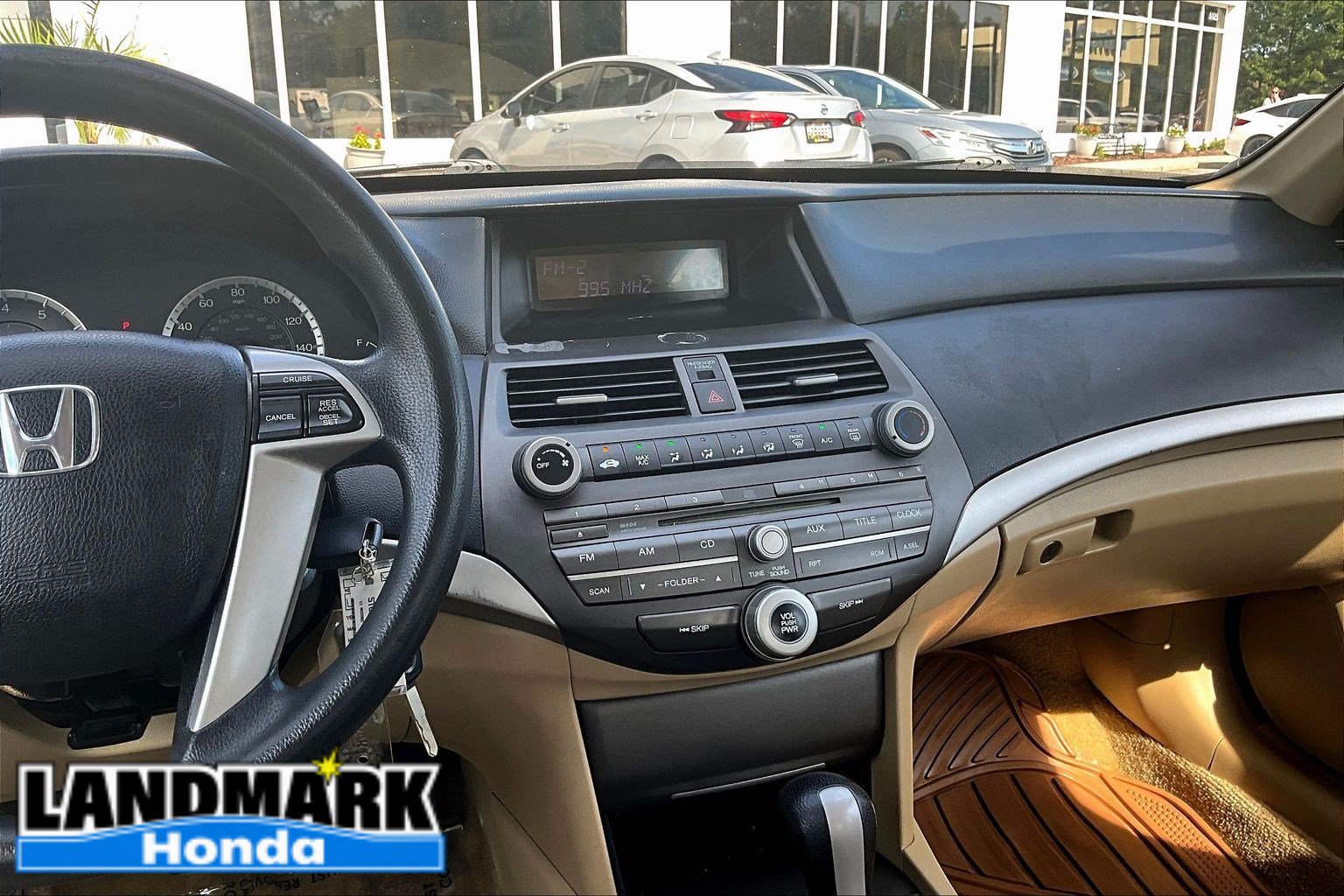 Used 2011 Honda Accord LX-P image 6