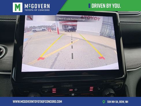 Used 2023 Jeep Grand Cherokee Limited w/ Black Appearance Package AWD/4WD image 41