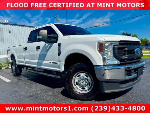 Used 2022 Ford F250 XL w/ Power Equipment Group AWD/4WD image 2