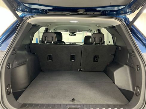 Used 2019 Chevrolet Equinox Premier image 23