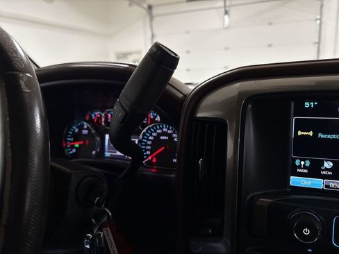 Used 2016 Chevrolet Silverado 1500 High Country AWD/4WD image 18