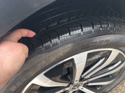 Used 2023 Mercedes-Benz GLB 250 4MATIC image 13