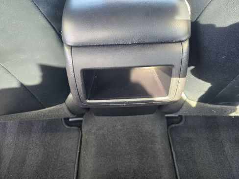 Used 2015 Toyota Camry SE image 10