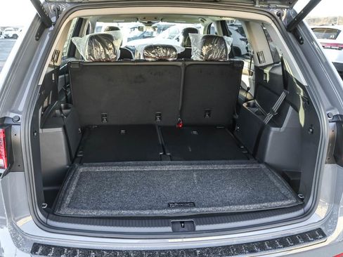 New 2026 Volkswagen Atlas Peak Edition AWD/4WD image 35