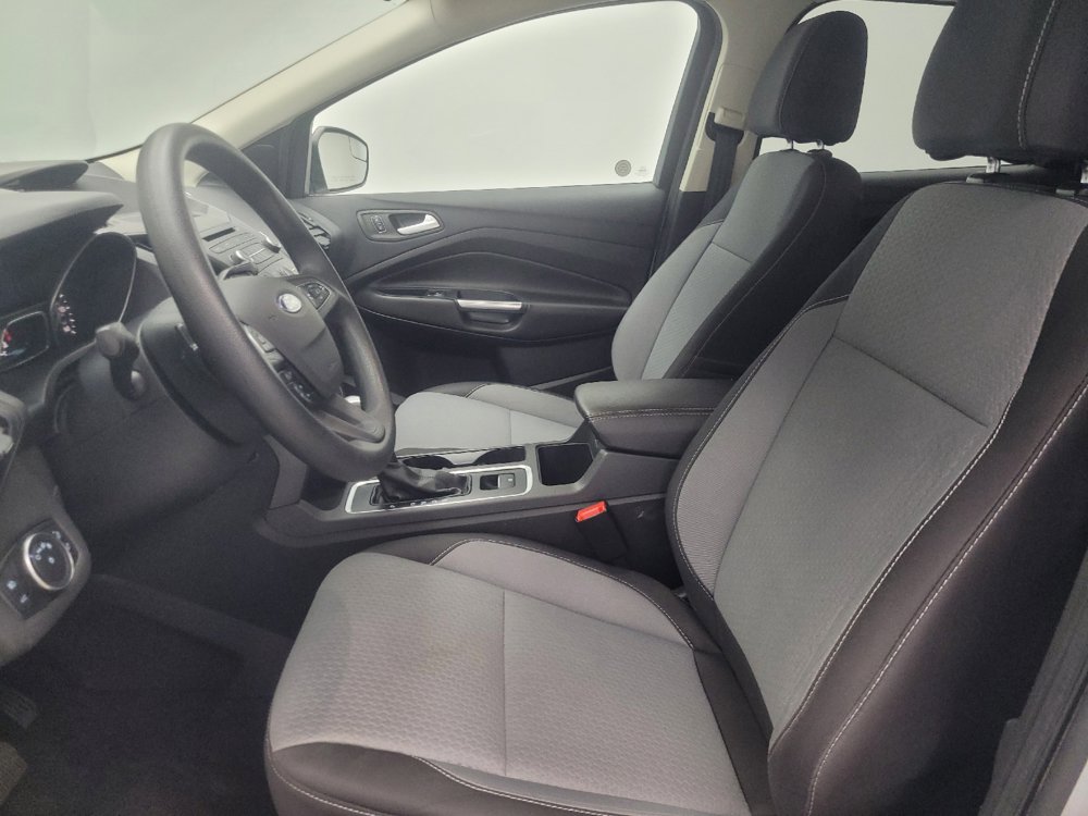 Used 2017 Ford Escape SE FWD image 17