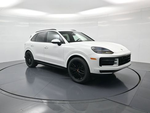 New 2026 Porsche Cayenne AWD/4WD image 32