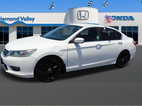 Used 2015 Honda Accord Sport image 3
