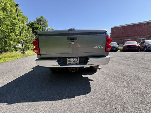 Used 2008 Dodge Ram 1500 Truck ST AWD/4WD image 7
