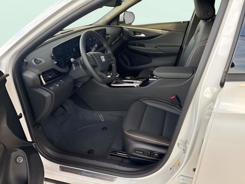 New 2026 Buick Envista Avenir image 9