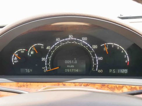 Used 2001 Mercedes-Benz S 500 image 21