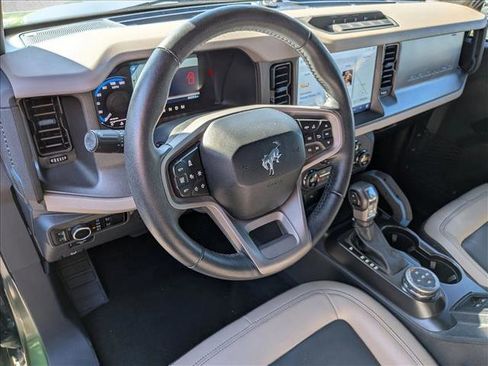 Certified 2024 Ford Bronco Wildtrak AWD/4WD image 10