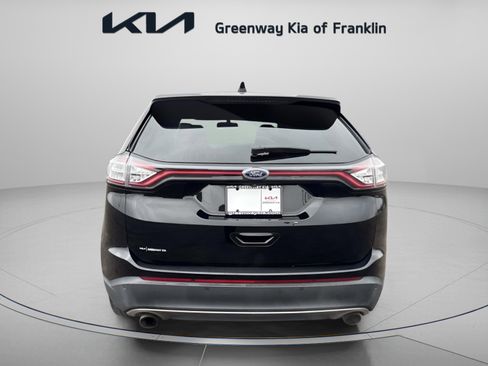 Used 2018 Ford Edge Titanium w/ Equipment Group 301A image 6