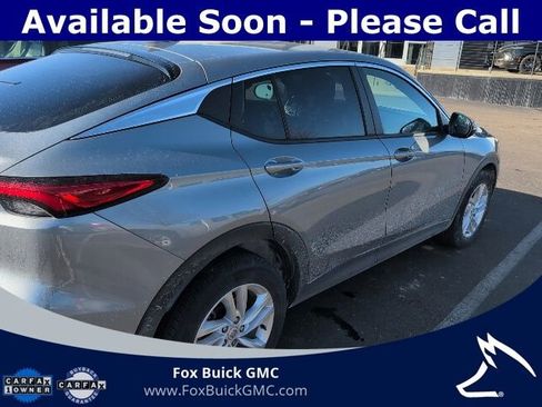 Used 2024 Buick Envista Preferred w/ Convenience I Package image 4