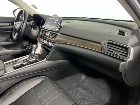 Used 2022 Honda Accord EX-L image 30