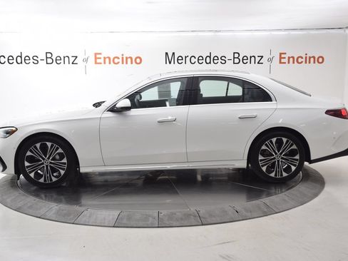 Used 2026 Mercedes-Benz E 350 Sedan image 3