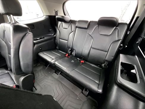 Used 2023 Kia Telluride S w/ S Sunroof Package image 16