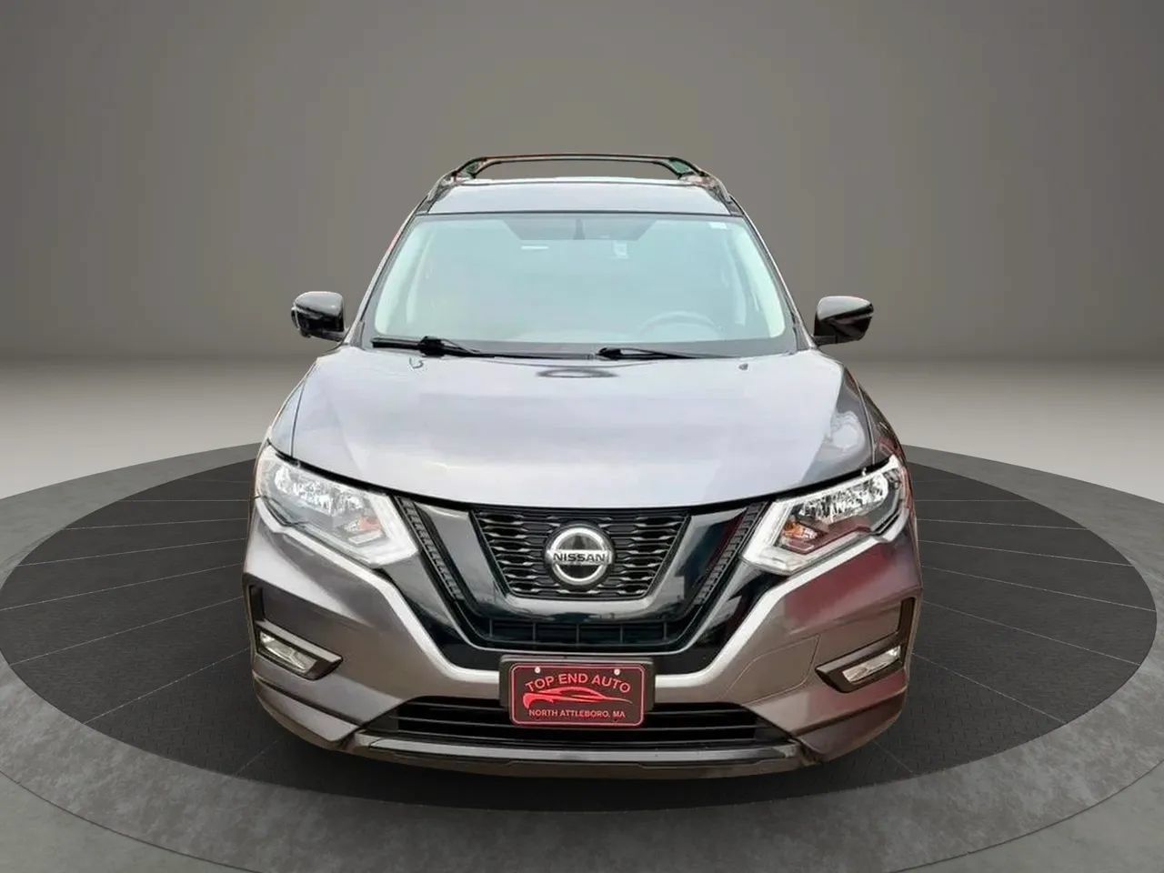 Used 2018 Nissan Rogue SV w/ Premium Package AWD/4WD image 2
