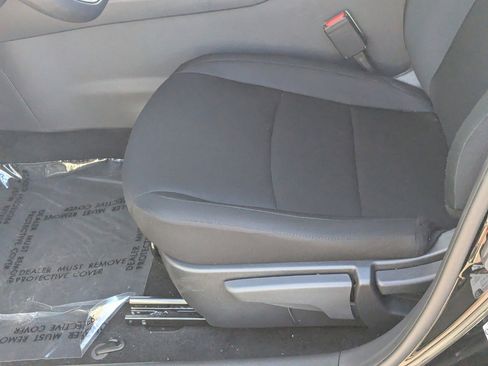 Certified 2025 Nissan Sentra S image 21