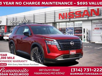 New 2026 Nissan Pathfinder SL w/ SL Premium Package (P04)