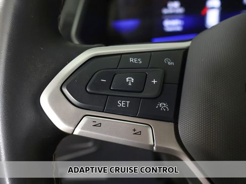 Used 2024 Volkswagen Tiguan S image 3