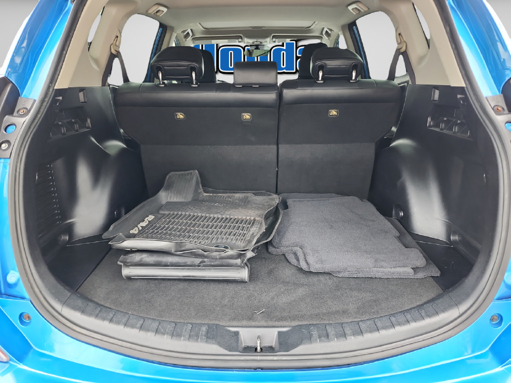 Used 2018 Toyota RAV4 Limited FWD image 15