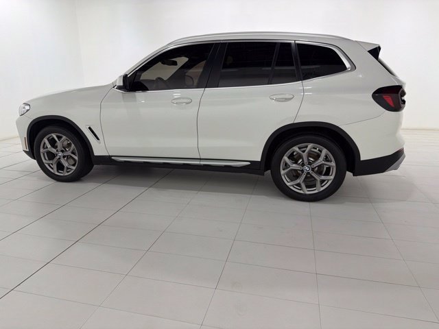 Used 2022 BMW X3 xDrive30i w/ Convenience Package AWD/4WD image 2