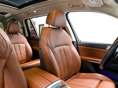 Used 2022 BMW X7 xDrive40i w/ Executive Package AWD/4WD image 23