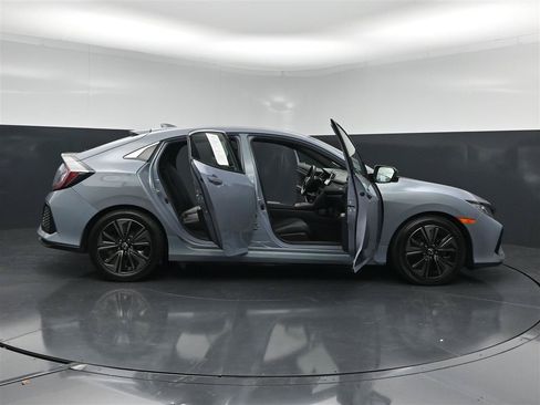 Used 2018 Honda Civic EX-L image 40