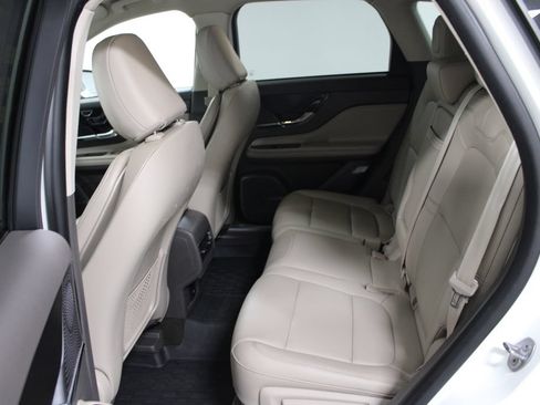 Used 2023 Lincoln Corsair FWD image 26