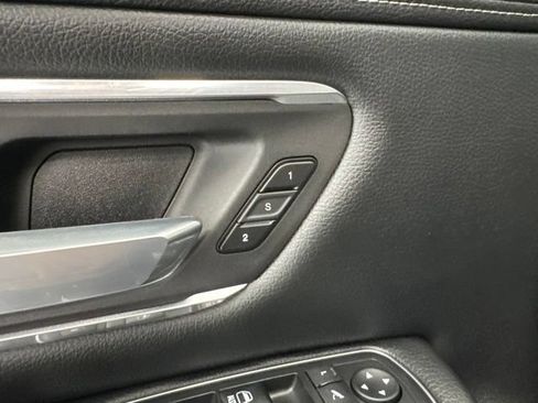 Used 2019 RAM 1500 Laramie AWD/4WD image 20