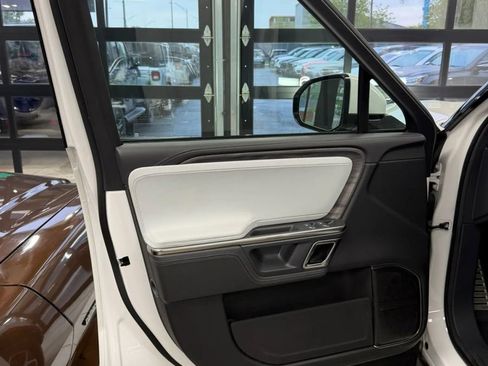 Used 2022 Rivian R1T Adventure AWD/4WD image 40
